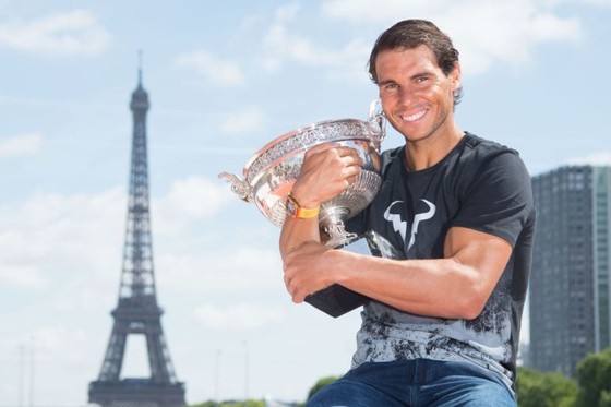 Federer và Nadal thắng hàng loạt giải thưởng cuối năm ảnh 1