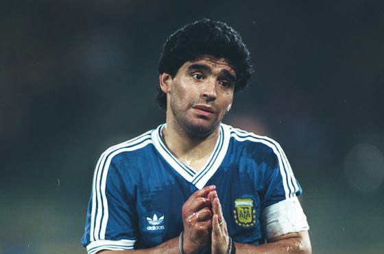 Hết Maradona, Rivaldo, đến Ronaldo “hạ thấp” Messi và CR7 ảnh 1