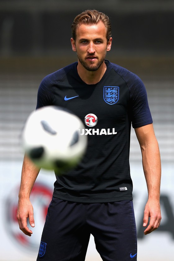 Tiền đạo ghi 5 bàn/trận: "Lewandowski, Kane có thể phá kỷ lục của tôi" ảnh 2