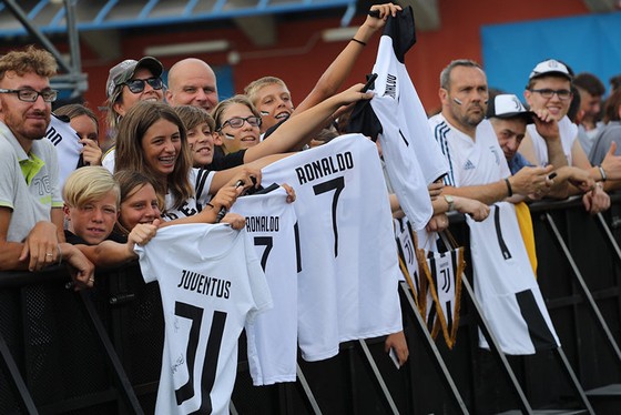 Chọc thủng lưới Juventus, Ronaldo ghi bàn đầu tiên cho… Juventus ảnh 6