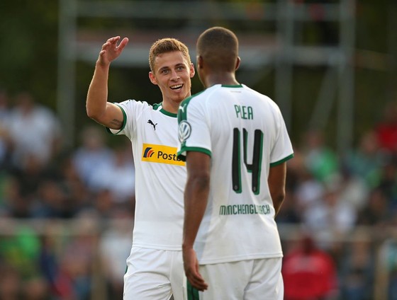 Hastedt - Borussia Monchengladbach 1-11: Thorgan Hazard và 2 người khác lập... hattrick ảnh 1