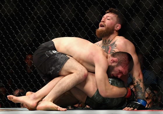 Khabib Nurmagomedov – Conor McGregor: Loạn đả như phim XHĐ Hollywood ảnh 2
