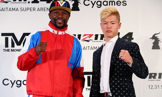 "Độc cô cầu bại" Floyd Mayweather: Vẫn thượng đài trong trận đấu “chỉ được đánh, không được đá” ảnh 2
