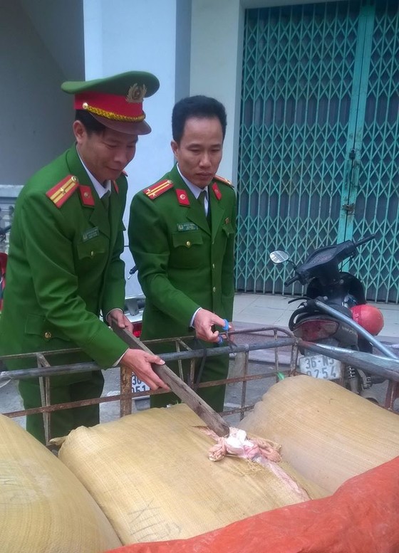 Phát hiện hơn 5 tạ nội tạng động vật hôi thối ảnh 1
