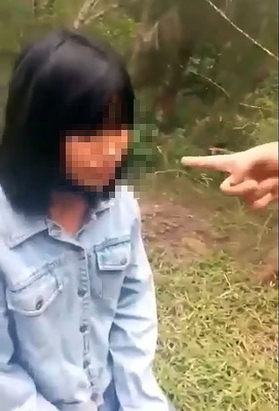Nhóm nữ sinh đánh bạn "mỗi đứa tát một cái", quay clip tung lên mạng ảnh 1