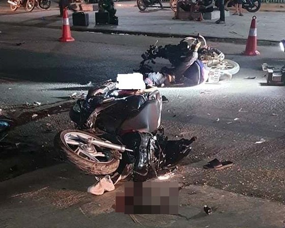 Va chạm xe máy, 2 người chết, 2 người bị thương ảnh 1