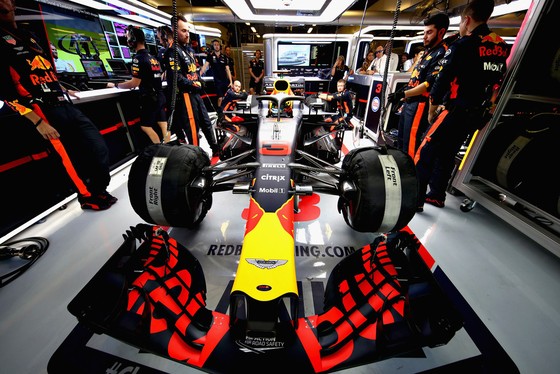 Đua xe F1: Ricciardo biện minh về khoảng cách với Max “điên” ảnh 2
