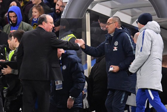 Khi 2 cánh tỏa sáng, Sarri… không muốn bị hỏi về hợp đồng của Willian ảnh 2