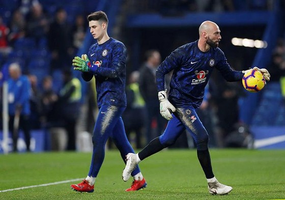 Toàn cảnh chuyện Sarri trừng phạt Kepa, xếp anh này trên ghế dự bị ảnh 5