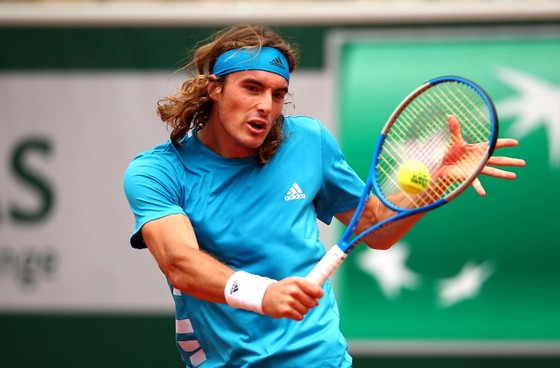 Roland Garros: Thắng tay vợt hạng 73 thế giới 18-10, Federer khởi đầu sảng khoái ảnh 1