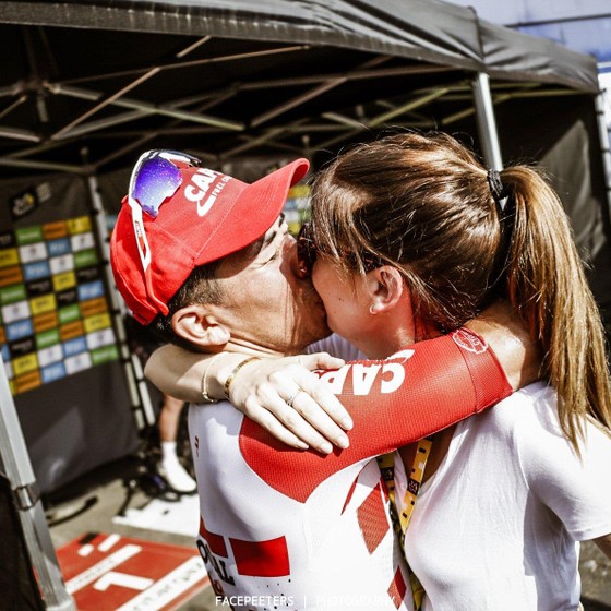 Tour de France: Ewan lần thứ 2 thắng chặng, Alaphilippe vẫn giữ cách biệt ảnh 3