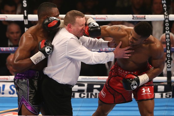 Trận Dillian Whyte vs Alexander Povetkin bị lu mờ bởi mối thâm thù giữa "Quái hiệp" và Anthony Joshua “cơ bắp” ảnh 2