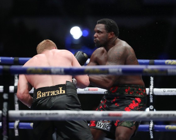 “Sư tử trắng nước Nga” Alexander Povetkin: 2 lần đo đài trong hiệp 4, vẫn đấm KO “Quái hiệp” Dillian Whyte trong hiệp 5 ảnh 1