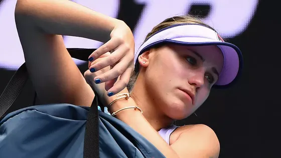 “Mỹ nhân” Sofia Kenin ngậm ngùi trở thành nhà cựu vô địch Australian Open ảnh 2