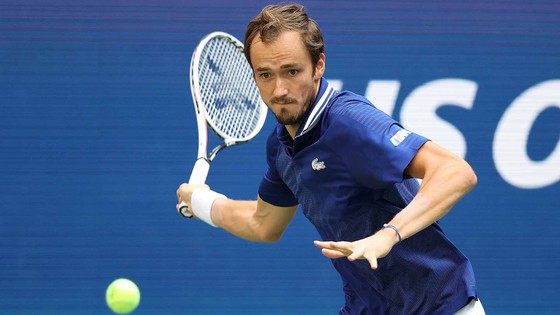 US Open: “Báo thù” Alexander Zverev, Novak Djokovic tái đấu “kình địch mới” Daniil Medvedev ở chung kết ảnh 3