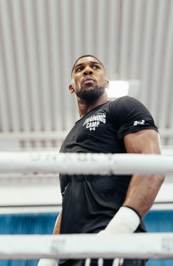 Anthony Joshua vs Oleksandr Usyk: Quân tử chờ quân tử - AJ "cơ bắp" cũng để ý Usyk từ lâu ảnh 4