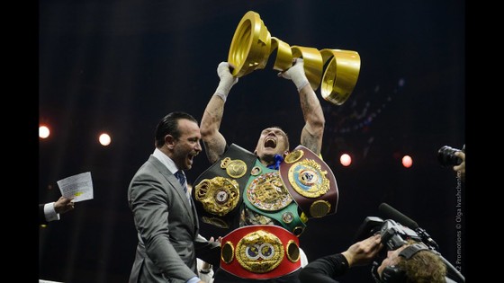 Anthony Joshua vs Oleksandr Usyk: Quân tử chờ quân tử - AJ "cơ bắp" cũng để ý Usyk từ lâu ảnh 1