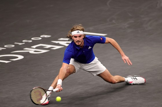 Laver Cup: Tsitsipas, Zverev, Medvedev và Rublev “tàn sát” đội tuyển thế giới, giúp châu Âu dẫn 11-1 ảnh 2