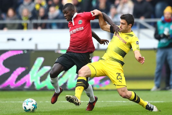 Bundesliga, Vòng 10: Thắng Leipzig, Bayern độc chiếm ngôi đầu bảng ảnh 2