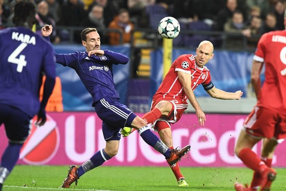 Champions League: Bayern thắng trận thứ 9, PSG tung lưới Celtic 7 lần ảnh 1