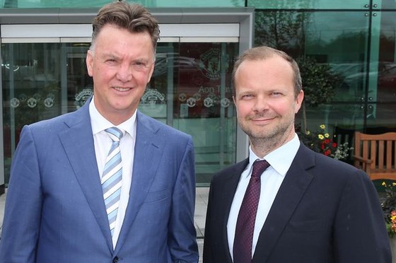 Van Gaal chê Manchester United của Mourinho “đá chán” ảnh 2