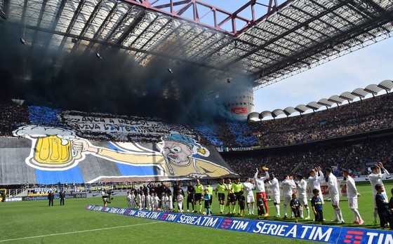 AC Milan quyết không từ bỏ sân San Siro ảnh 1