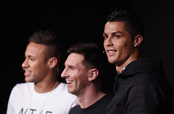 Neymar rời Barca để thoát khỏi cái bóng của Messi ảnh 2