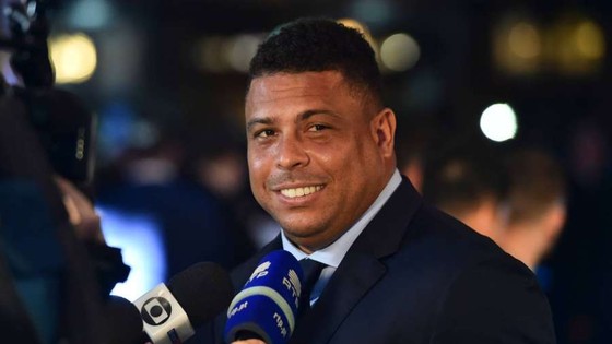 Ronaldo “béo” ủng hộ Napoli hạ bệ Juventus ảnh 1