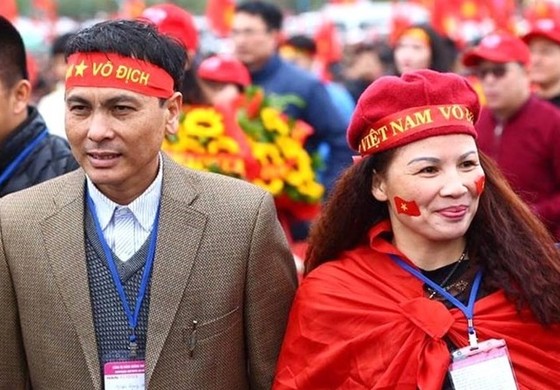 Mẹ tiền vệ Quang Hải: cơm đãi con trai không thể thiếu món gà luộc ảnh 1