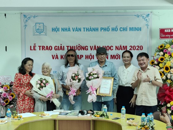 Giải thưởng Hội Nhà văn TPHCM 2020: Tôn vinh những tác phẩm phi hư cấu  ảnh 3