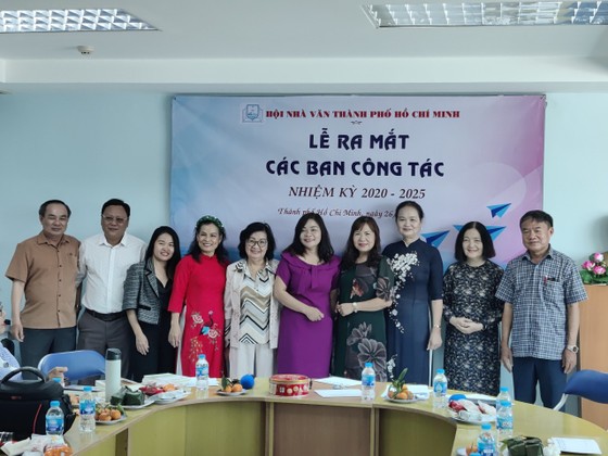 Kỳ vọng từ các ban công tác của Hội Nhà văn TPHCM  ảnh 1