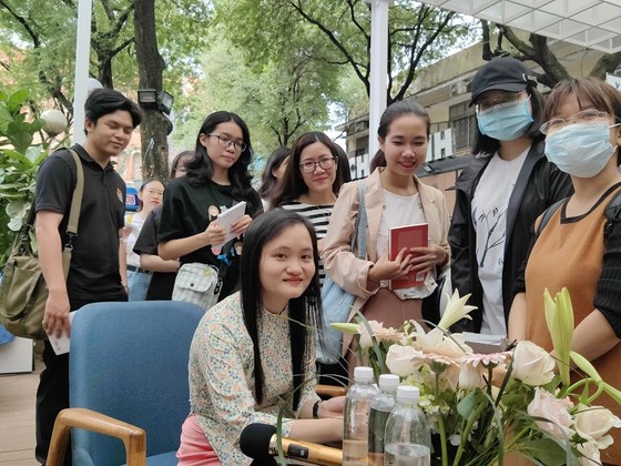 Nhiều bạn trẻ vẫn nặng lòng với chữ ảnh 4