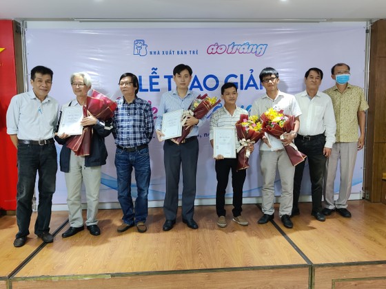 Mạch nguồn lục bát từ một cuộc thi ảnh 1