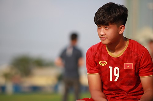 Tiền đạo Trần Danh Trung: "Hot boy" sát thủ ảnh 1