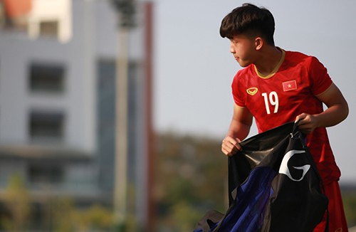 Tiền đạo Trần Danh Trung: "Hot boy" sát thủ ảnh 7