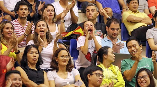 Giải cầu lông Việt Nam Open 2019: Tay vợt Carolina María thua thảm vì khinh địch ảnh 8