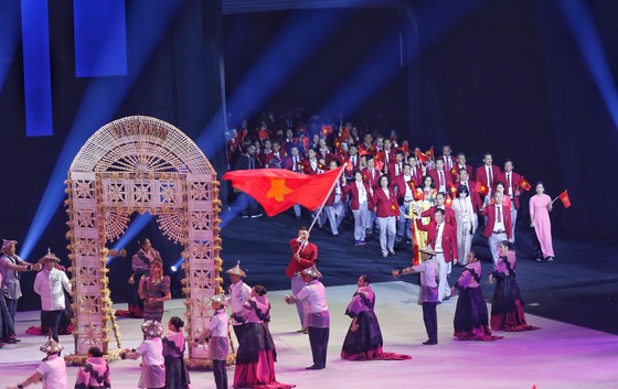 Lễ khai mạc SEA Games 30 diễn ra hoành tráng ảnh 6
