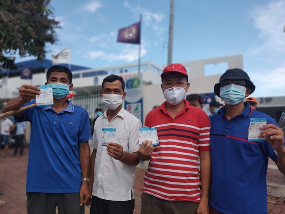 Bóng đá Việt Nam rộn ràng ngày trở lại ảnh 2