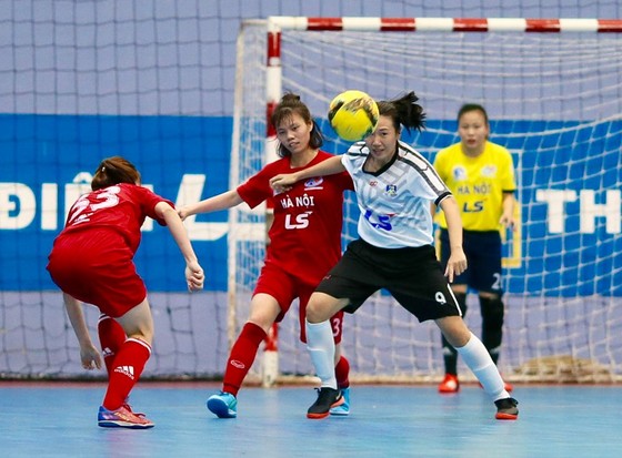 Đội nữ Thái Sơn Nam Quận 8 vô địch giải futsal TPHCM mở rộng 2019 ảnh 1
