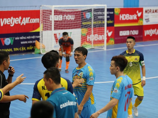 Kardiachain Sài Gòn FC khép lại lượt đi với trận hòa hú vía Cao Bằng ảnh 1