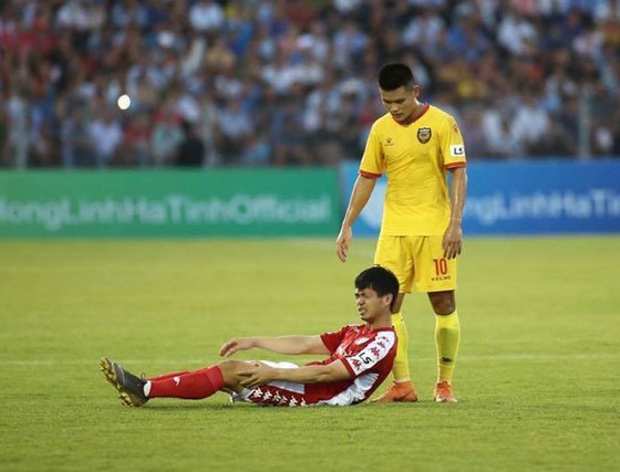 Á quân TPHCM thất thủ trước tân binh Hà Tĩnh ảnh 1