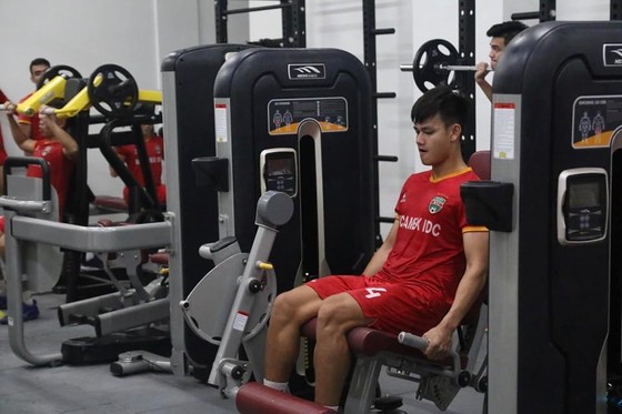 Các đội trở lại tập luyện: tín hiệu mừng cho ngày V-League sắp ‘tái xuất’ ảnh 1