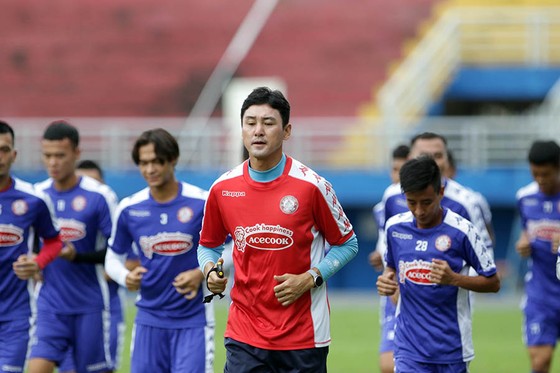 HLV Chung Hae-song (CLB TPHCM): ‘Chuyện quá khứ, tôi xóa rồi!’ ảnh 2