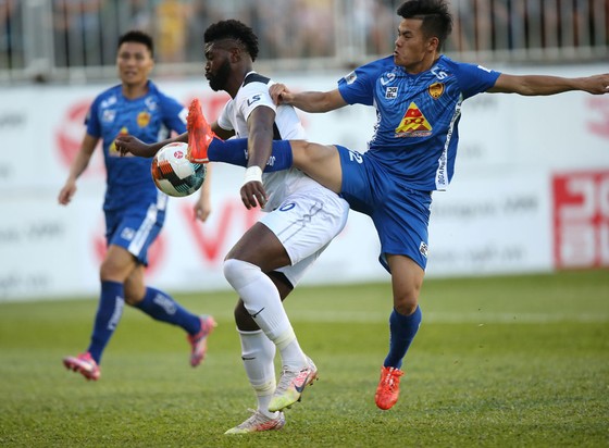 Hội quân giữa ‘tâm dịch’ Covid-19, CLB Quảng Nam hẹn ngày V-League trở lại ảnh 1