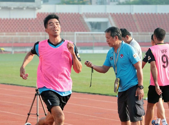 ‘Không có trọng tài ngoại buộc trọng tài nội phải nỗ lực hơn’ ảnh 2