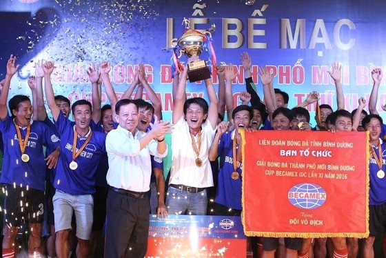 Ông Vũ Đức Thành tái trúng cử Chủ tịch LĐBĐ tỉnh Bình Dương ảnh 2