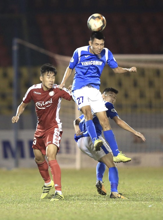 Đua vô địch LS V-League: Than Quảng Ninh giương cờ trắng ảnh 2