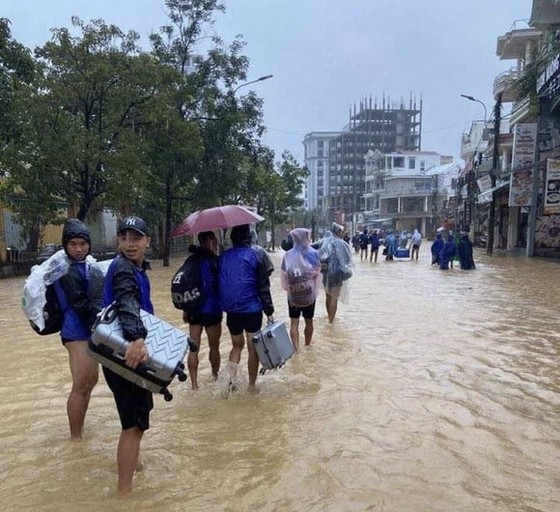 Bóng đá Việt vượt nghịch cảnh để hoàn thành tiến độ năm 2020 ảnh 1
