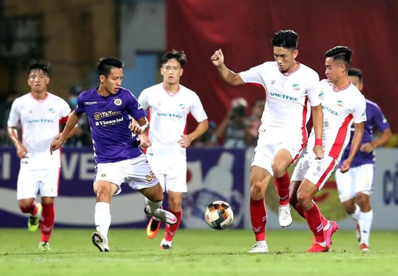 Viettel - CLB Hà Nội: ‘Nhà vua’ bóng đá Việt, ông là ai? ảnh 1
