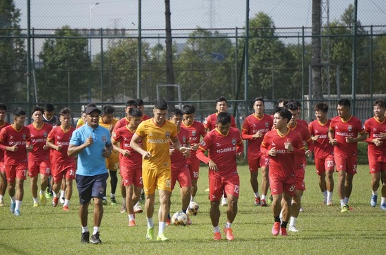 HLV Phan Thanh Hùng: LS V-League 2021 không có đội nào yếu ảnh 1